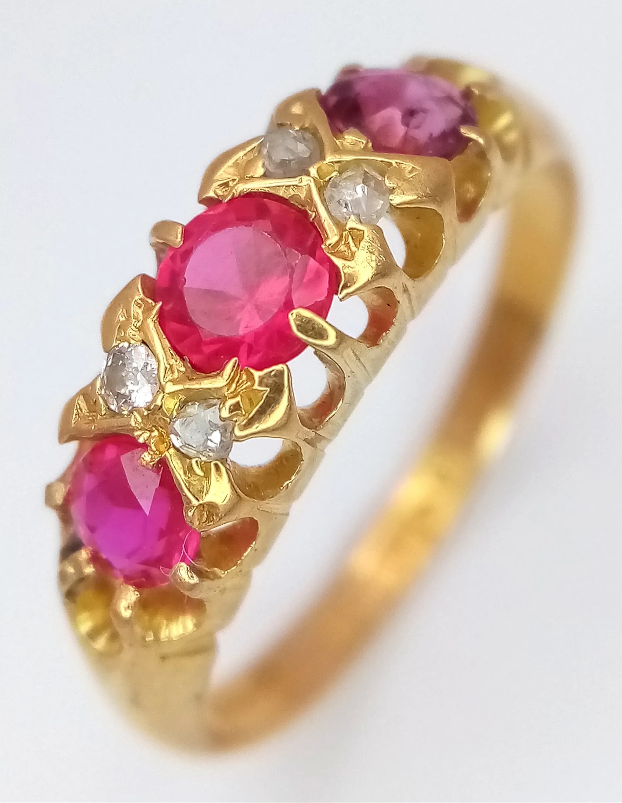 AN 18K YELLOW GOLD, ANTIQUE, DIAMOND AND RUBY RING. 2.9G, SIZE O. HALLMARKED CHESTER, 1896. SC 5044